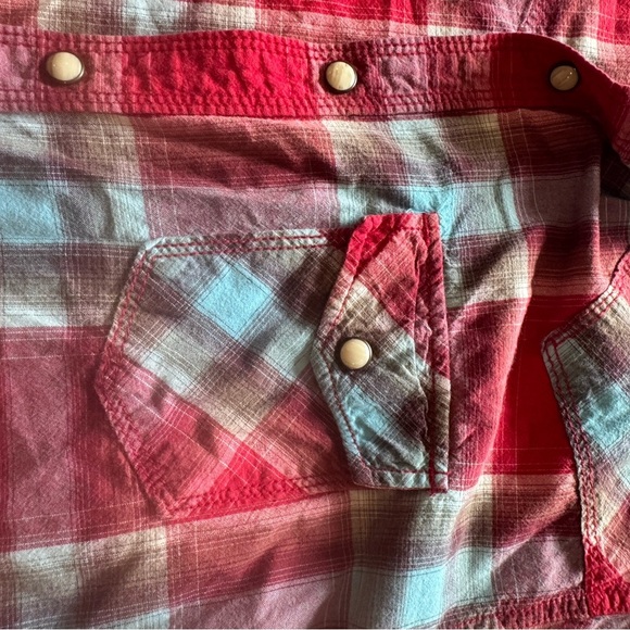 Vintage Aeropostale Red Plaid Button Down Shirt with pearl snaps western - Picture 5 of 9